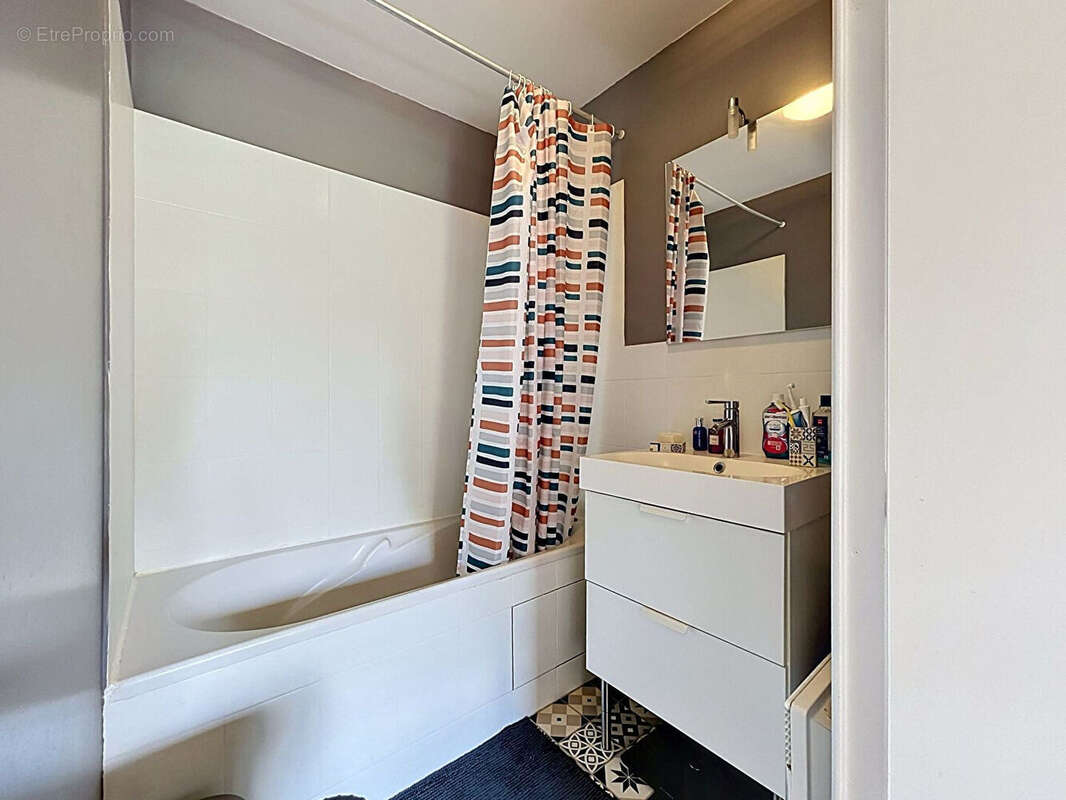 Appartement à DAMMARIE-LES-LYS