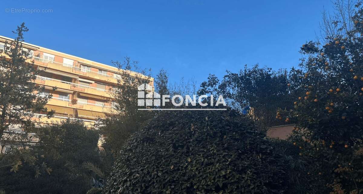 Appartement à MARSEILLE-3E