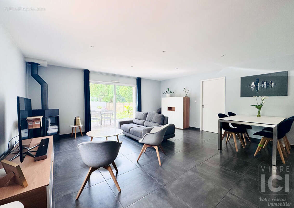 Maison - 3 chambres + 1 bureau - Bourg de Carquefou - 105m² - photo 3
