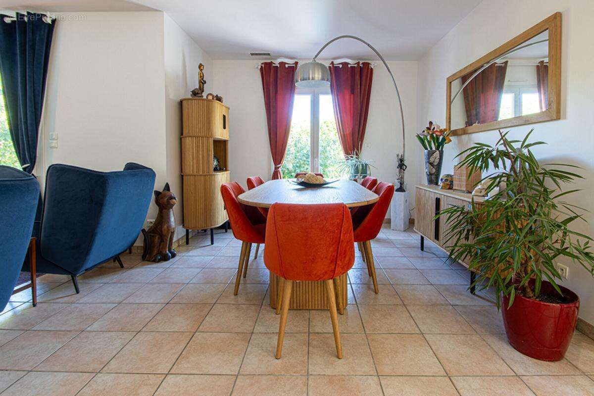 Vente  villa  moussan - 128m2- 4 pieces - 358000  hai - photo 9