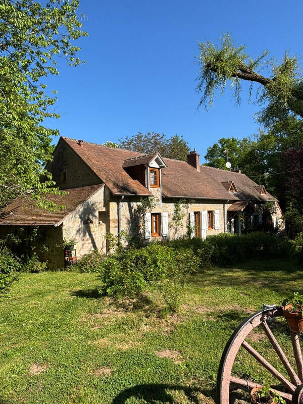 Photo 1 - Maison à TOULON-SUR-ARROUX