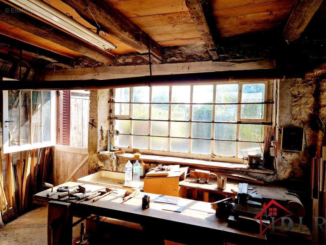 Maison à FAYL-BILLOT