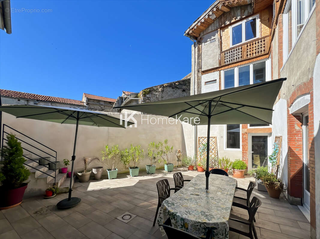Maison à LABARTHE-RIVIERE
