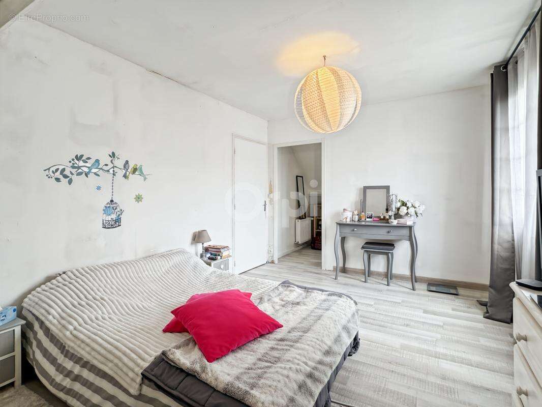 Maison à GROSSOEUVRE