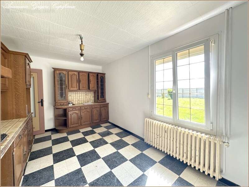 FRIAIZE (28) Maison de plain pied, Surface habitable 160 m², 5 chambres, terrain 4003 m² - photo 5