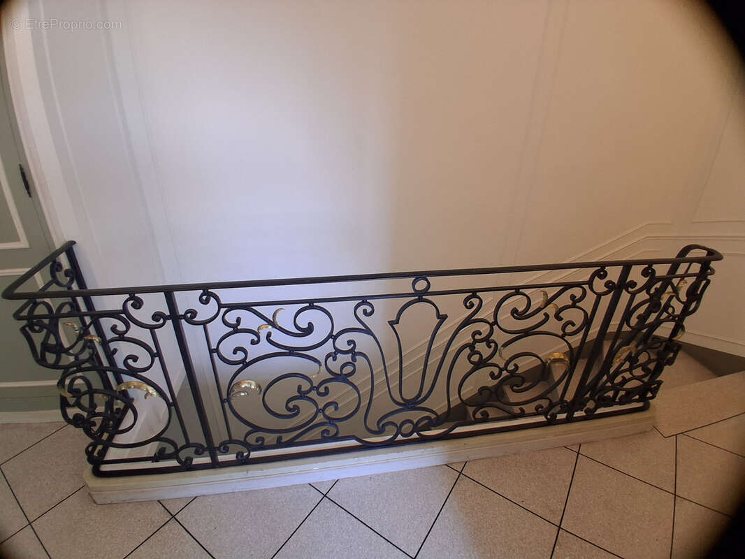 Maison à FONTVIEILLE