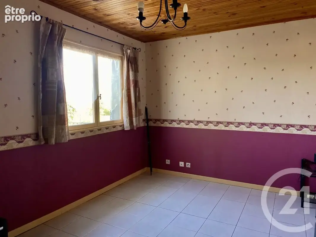Maison 128 m² à Saint-Amand-En-Puisaye  - photo 6