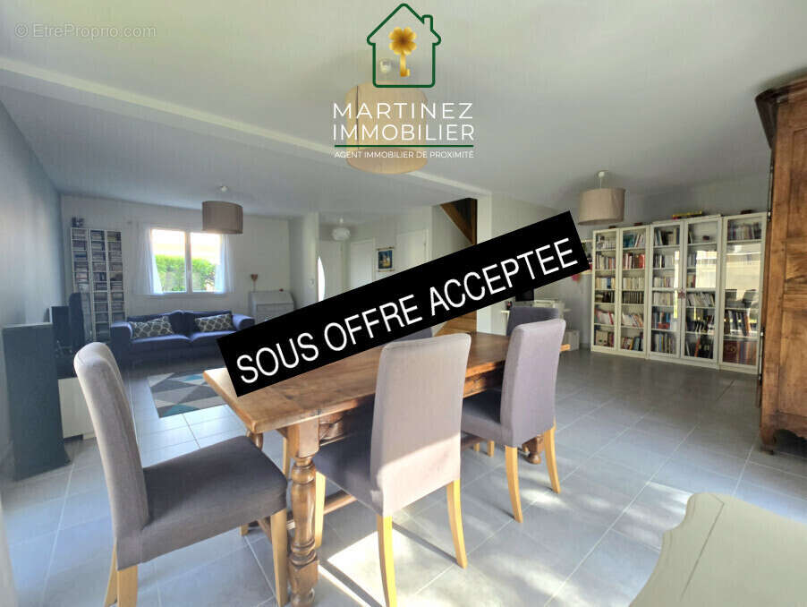 Maison à SAINT-LAURENT-DE-MURE