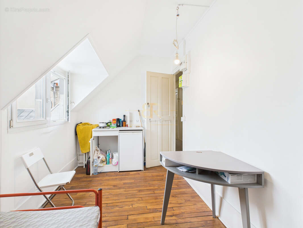 Appartement à PARIS-7E