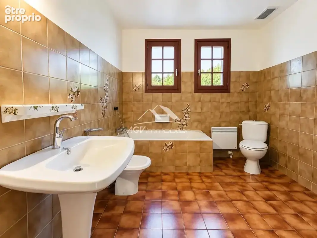 Rousson, propriété avec piscine, vue dégagée, vaste terrain clos de 4208 m², 150 m² habitable, 190 m² d'annexes - photo 19