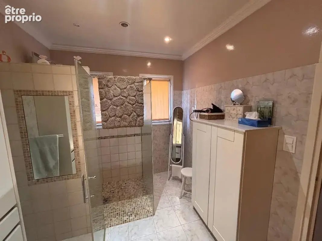 Saint Privat des Vieux , superbe propriété sur 1200 m2 de terrain - photo 9