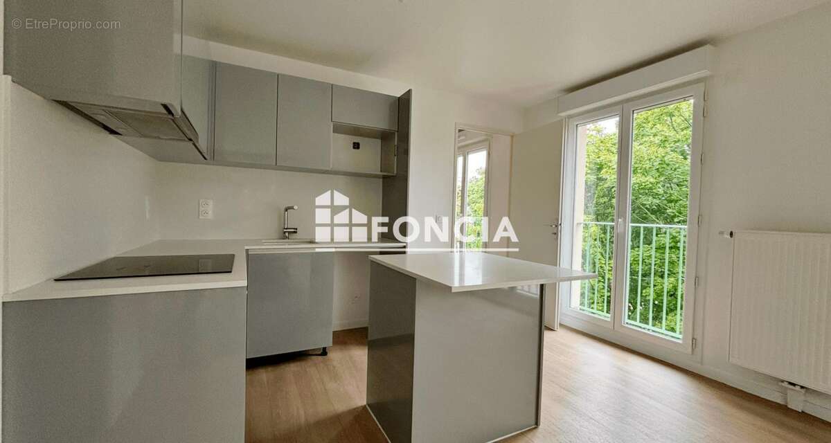 Appartement à LE BLANC-MESNIL