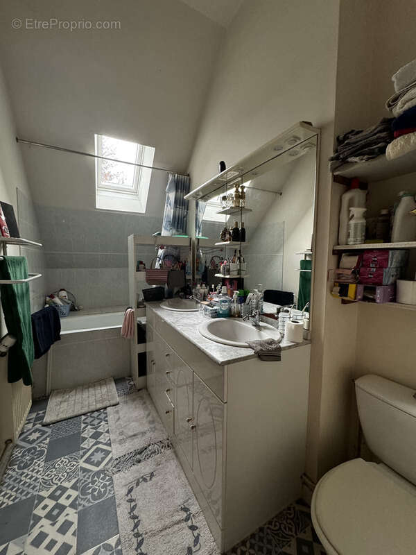 Maison à MOULINS-LA-MARCHE