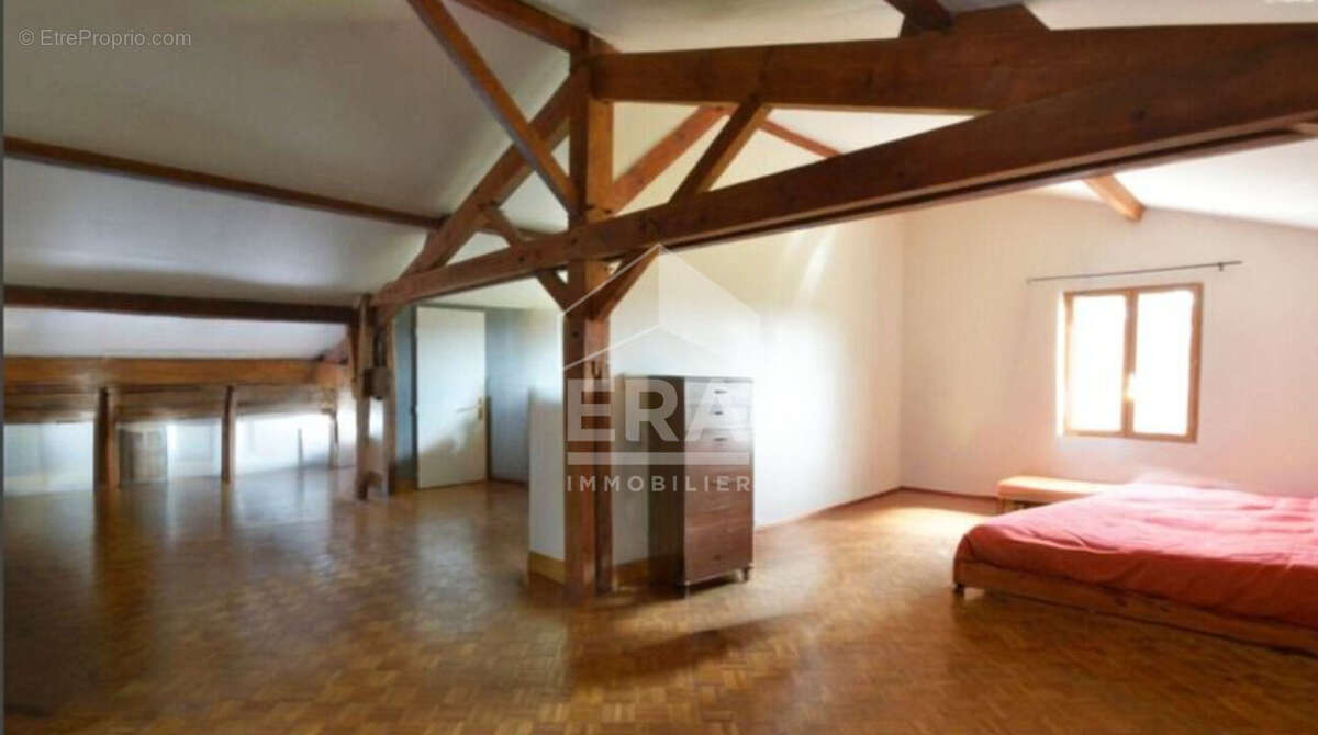 Maison à MONTPON-MENESTEROL