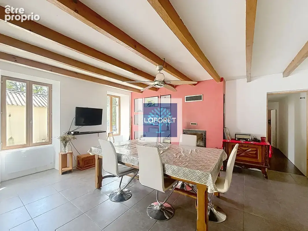 Maison pierre, 4 chambres, dépendances et jardin - photo 2