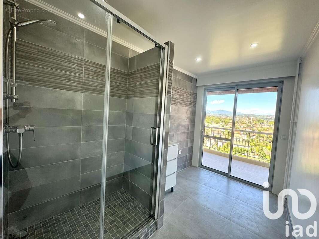 Photo 7 - Appartement à MANDELIEU-LA-NAPOULE