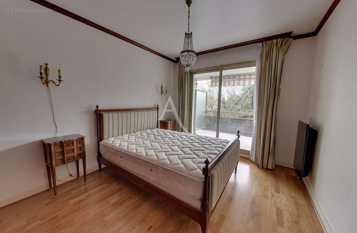 Appartement à LE PERREUX-SUR-MARNE