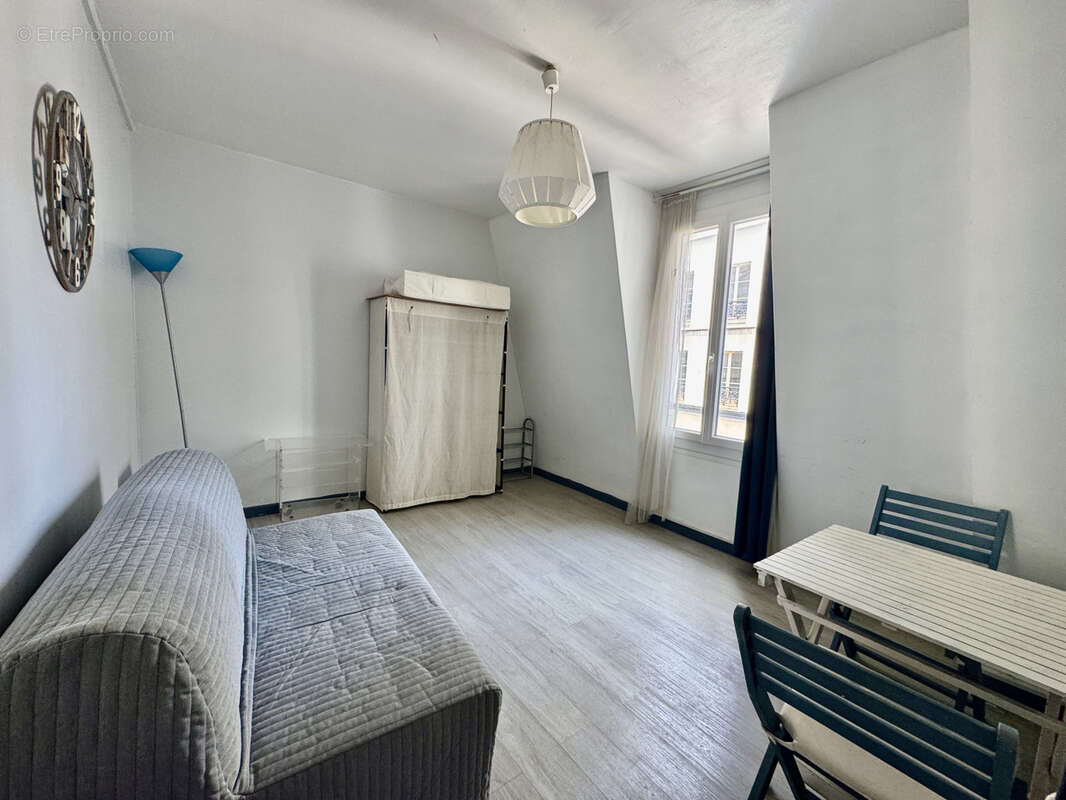 Appartement à PARIS-9E