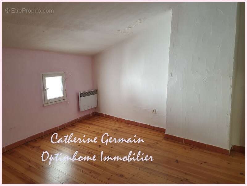 Appartement à LAURE-MINERVOIS