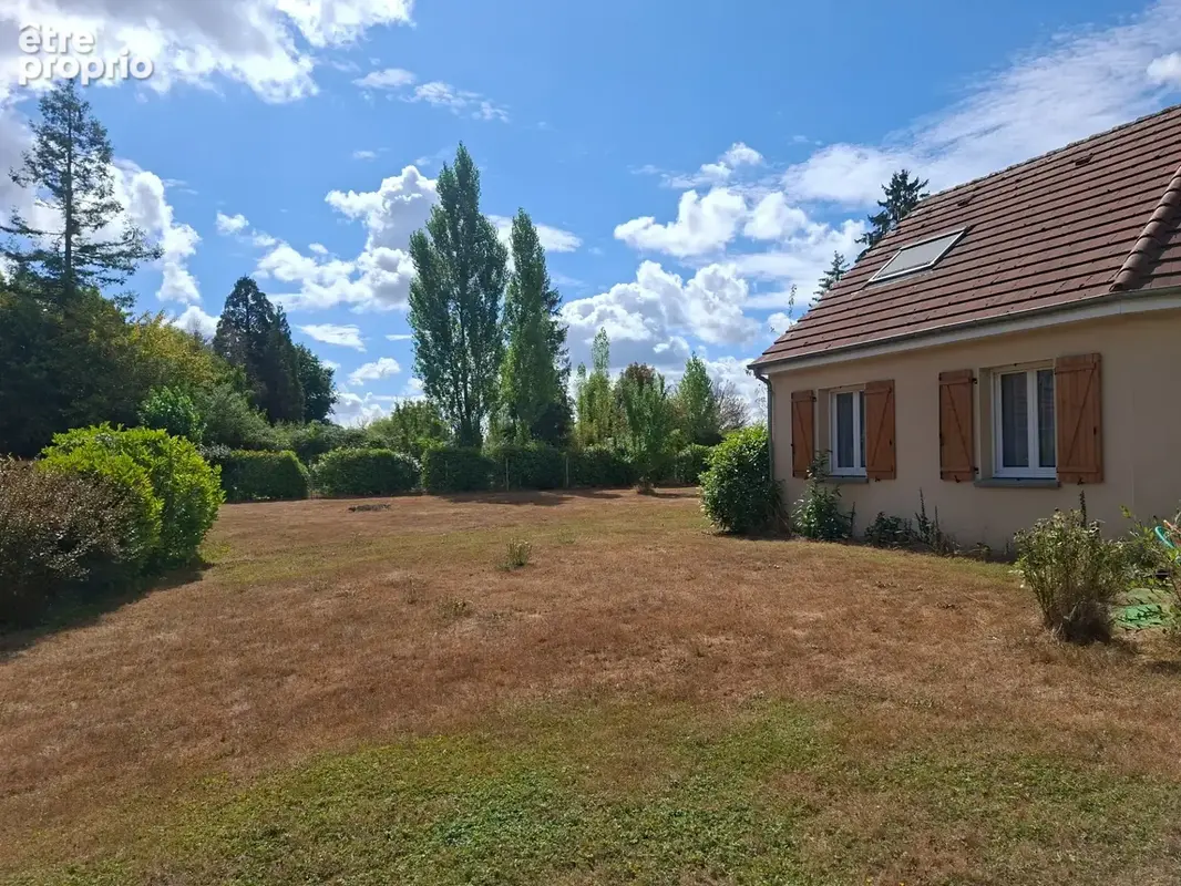 Maison familiale sans aucun travaux à prévoir, 4 chambres, grand garage, 4 min écoles, 15 min de Alencon , 2h Paris, au calme - photo 2