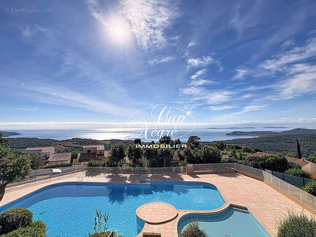 Appartement à LA CROIX-VALMER