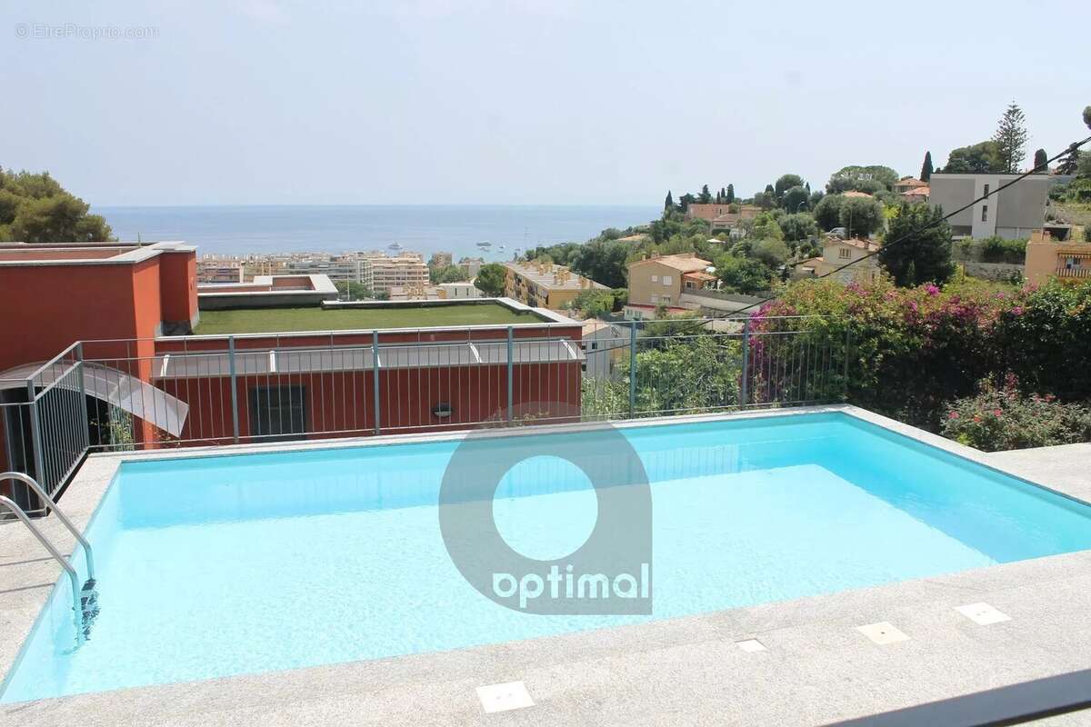 Appartement à ROQUEBRUNE-CAP-MARTIN