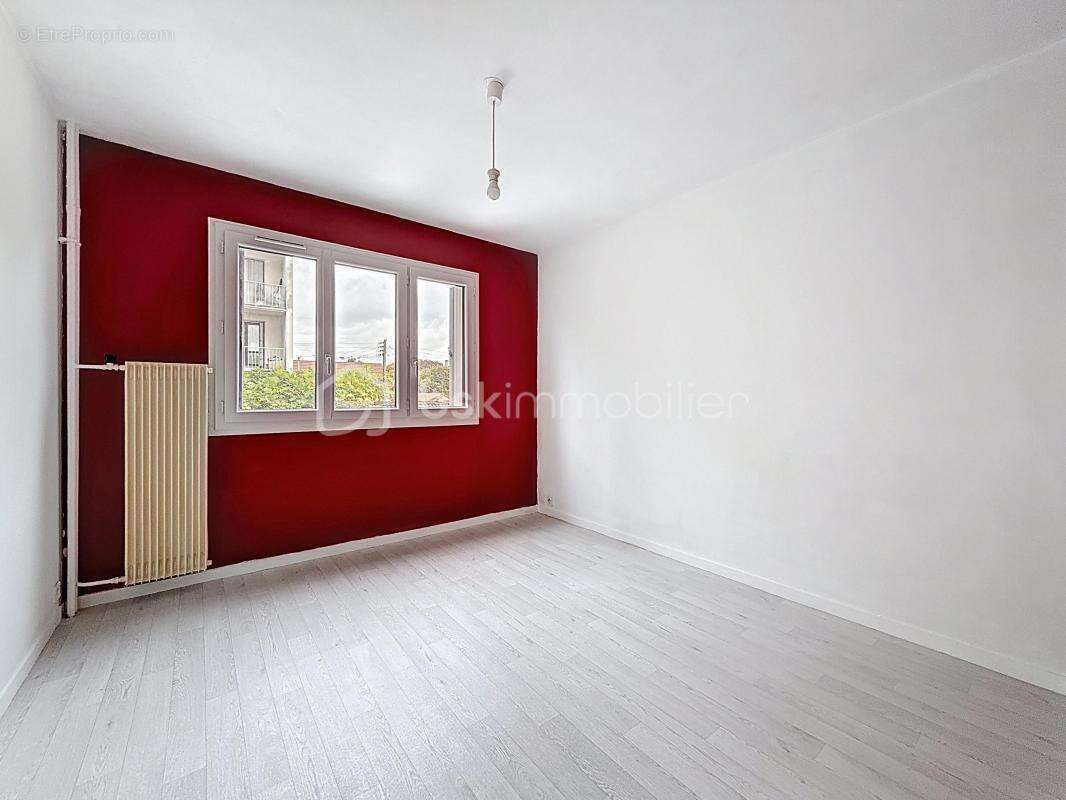 Appartement à LE BLANC-MESNIL