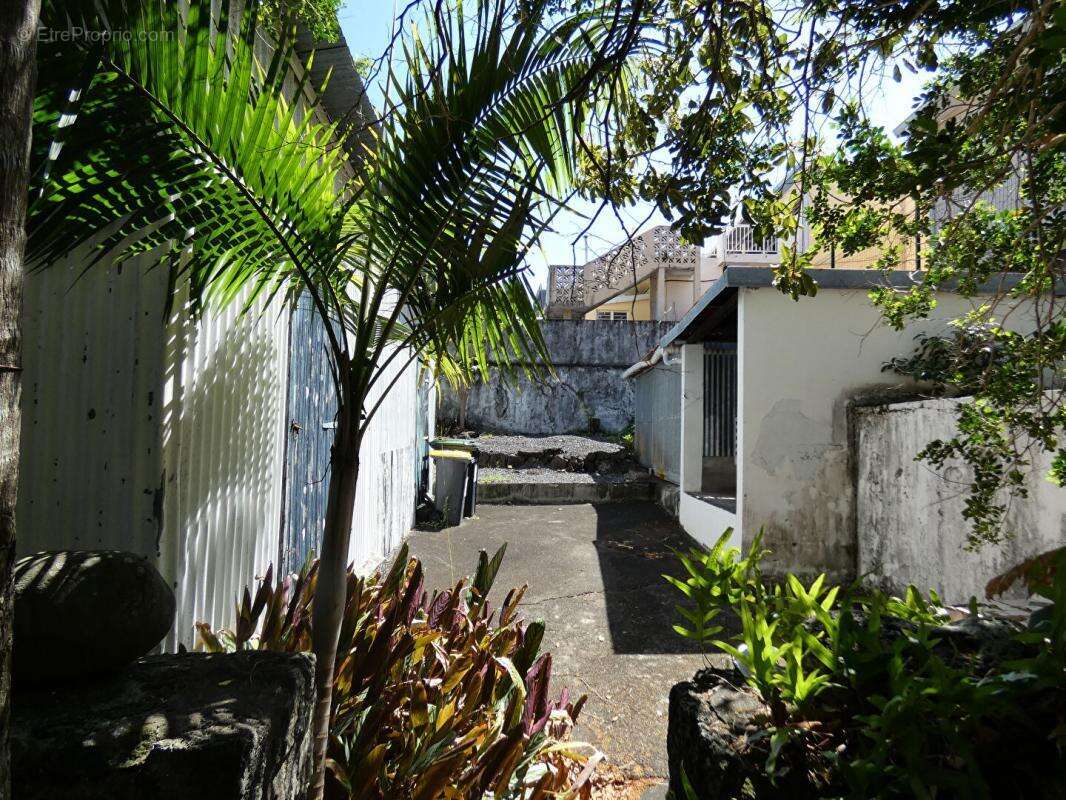 Maison à SAINT-JOSEPH