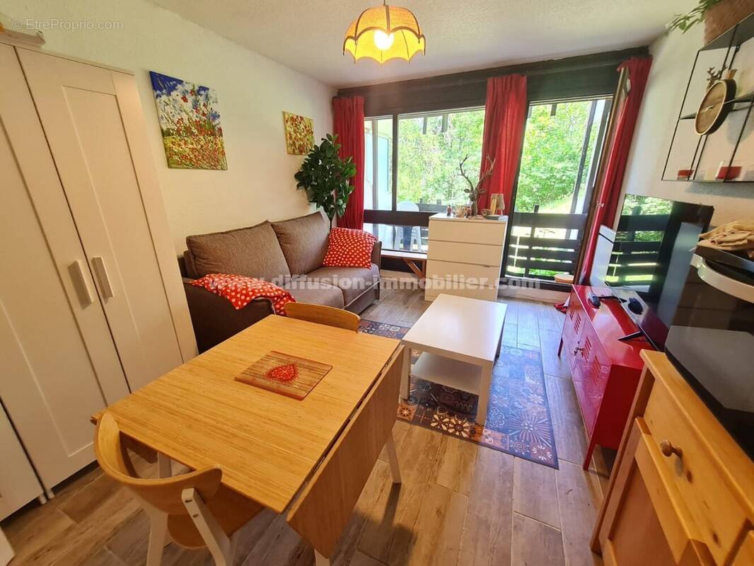 Appartement à LES THUILES