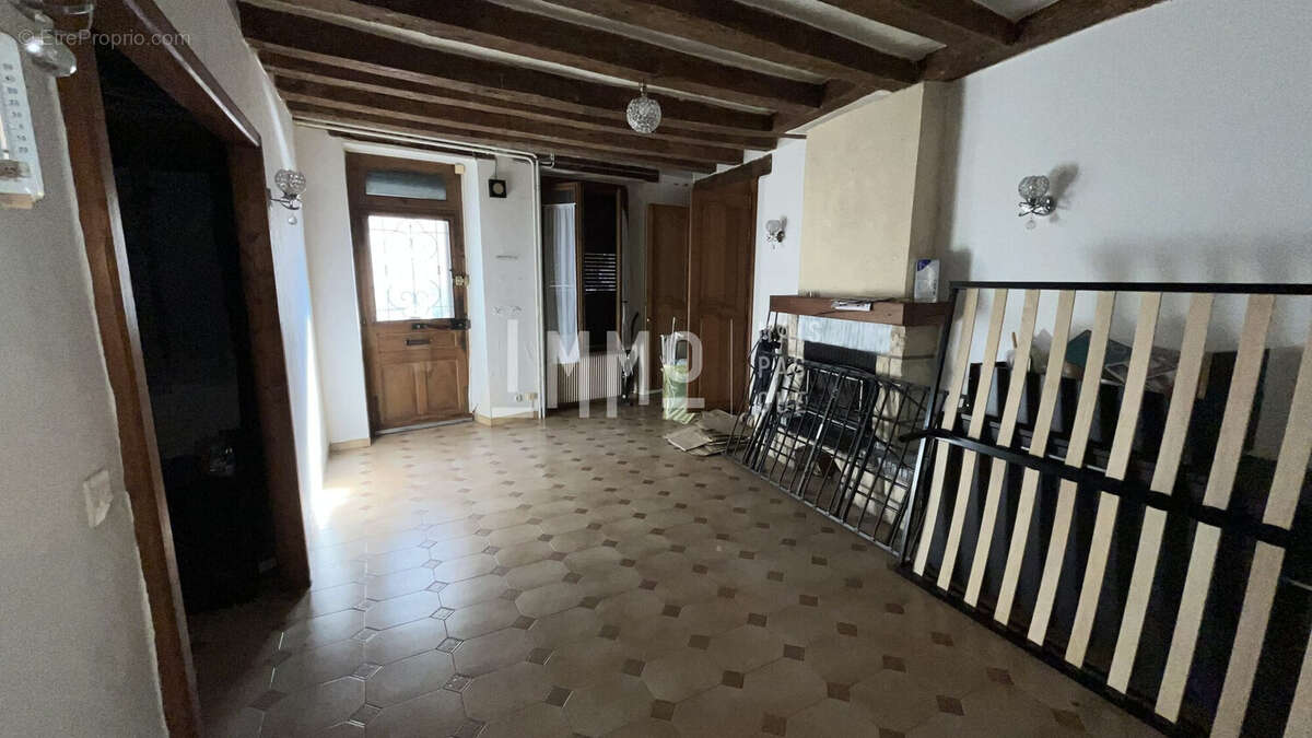 Maison à SAINT-CALAIS