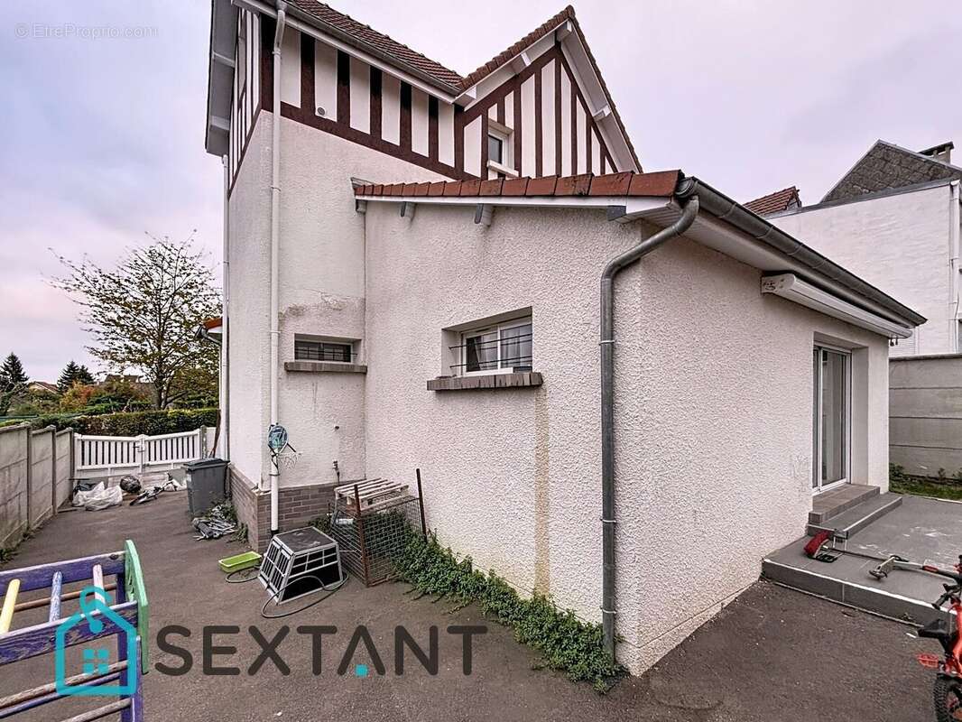 Maison à GRAND-COURONNE