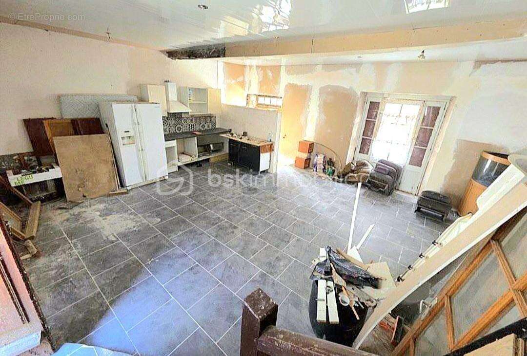 Maison de village avec fort potentiel idéale investisseur ou grande famille - photo 4
