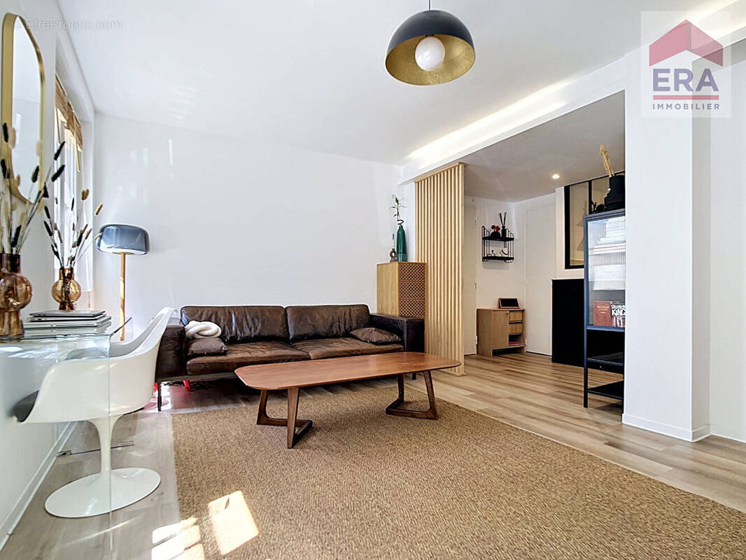 Appartement à MARSEILLE-5E