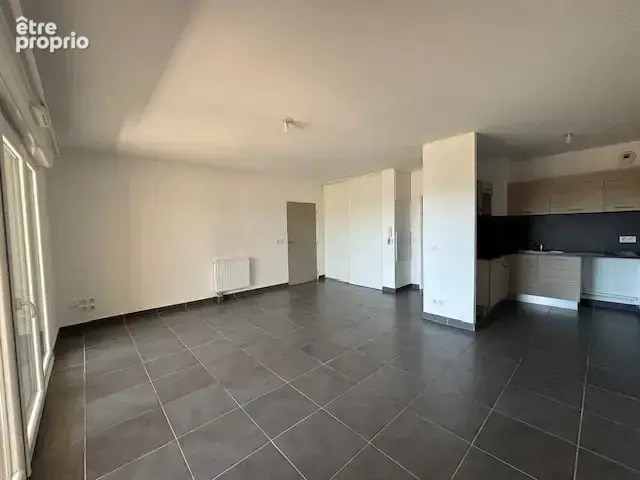 JUVIGNAC proche Montpellier appartement F3 de 65 m2 + terrasse 18 m2 + parking - photo 3