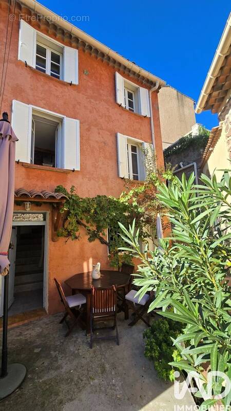 Photo 1 - Maison à GONFARON