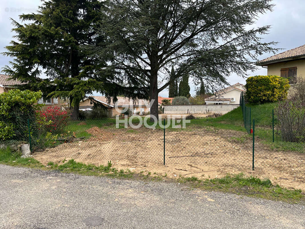 Terrain à CHASSE-SUR-RHONE