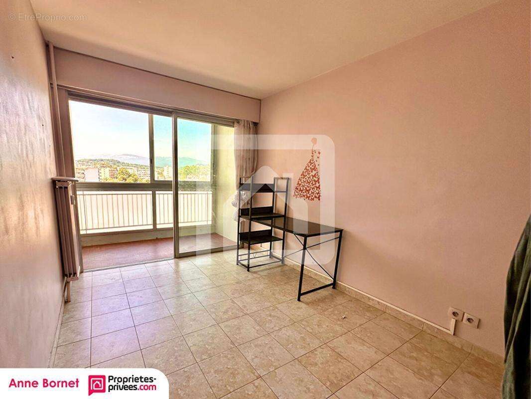 Appartement 4 pièces 89 m2 avec 3 loggias, parking au sous-sol - photo 11