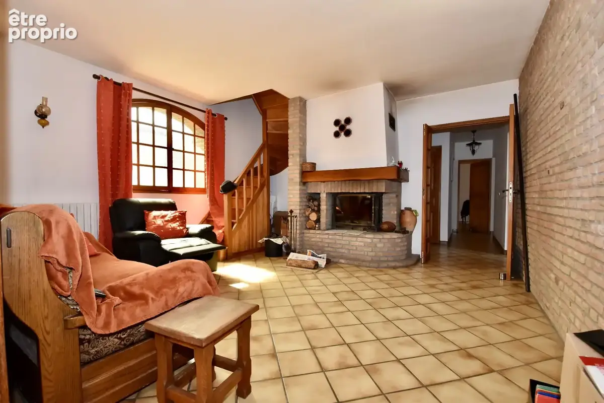 Maison 4 pièces 102 m² à vendre à Vignacourt (80650) - photo 3