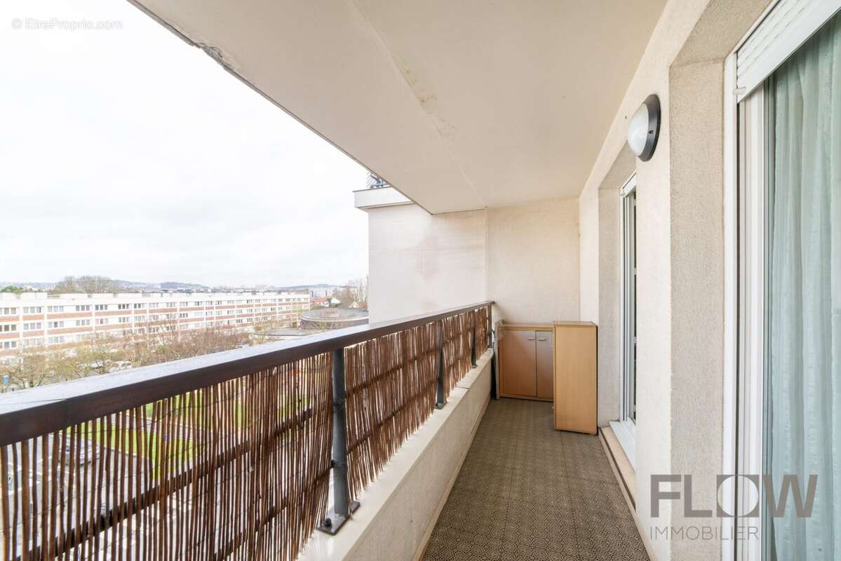 Appartement à COLOMBES