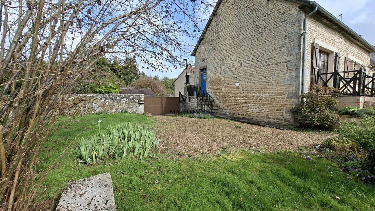 Maison à DAMIGNY