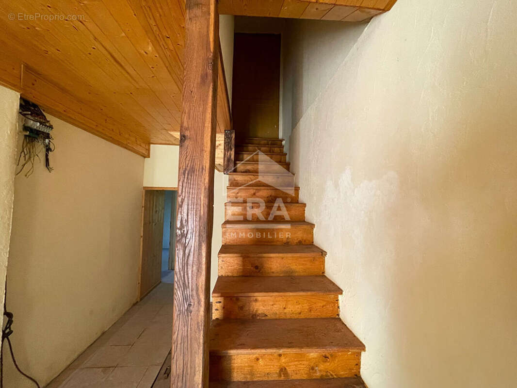 Maison à LA GOUTELLE