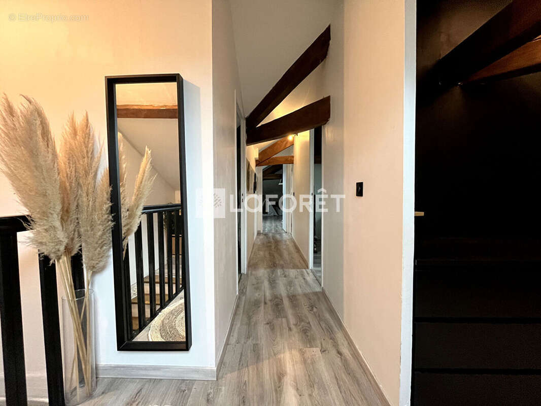 Appartement à SERAINCOURT