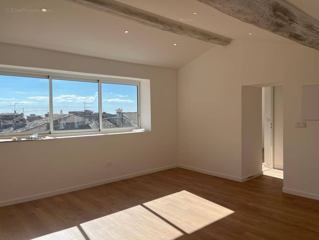 Appartement à VENCE