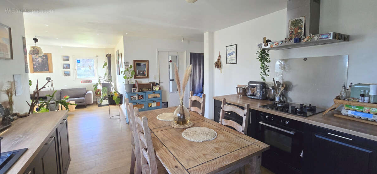 Maison à LOCUNOLE