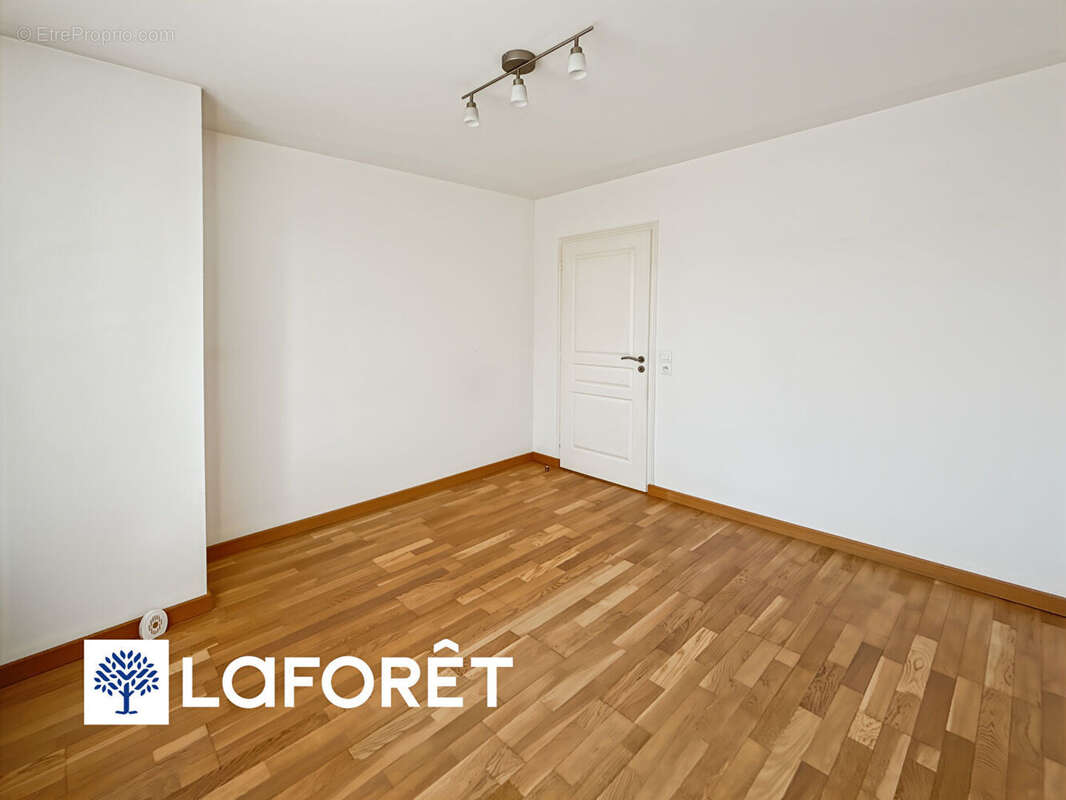 Appartement 2 pièces à vendre à Sainte-Geneviève-des-Bois - Réf 16590 - photo 5