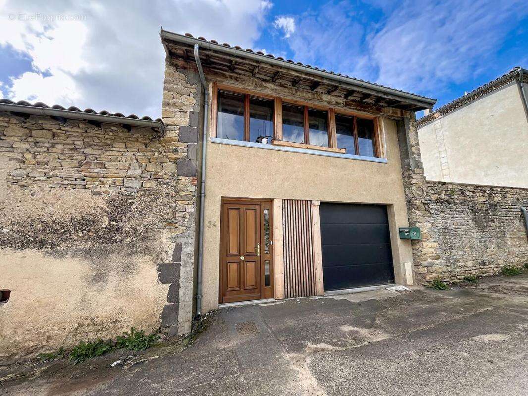 Maison à ARTONNE