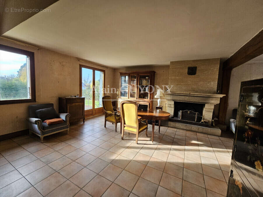 Maison à PONT-L'EVEQUE