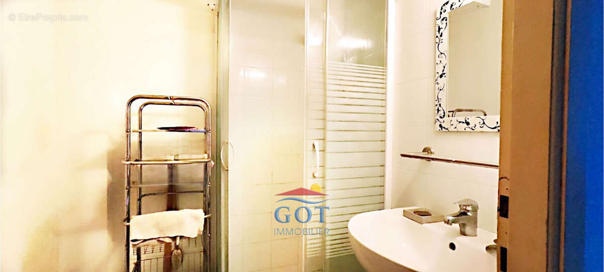 Appartement à SAINT-LAURENT-DE-LA-SALANQUE