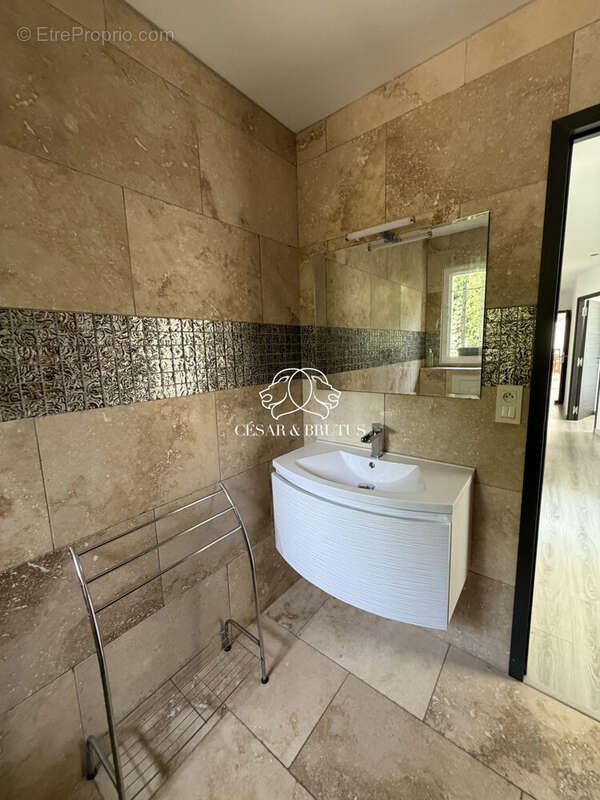 Maison 290 m² à Biguglia  - photo 8