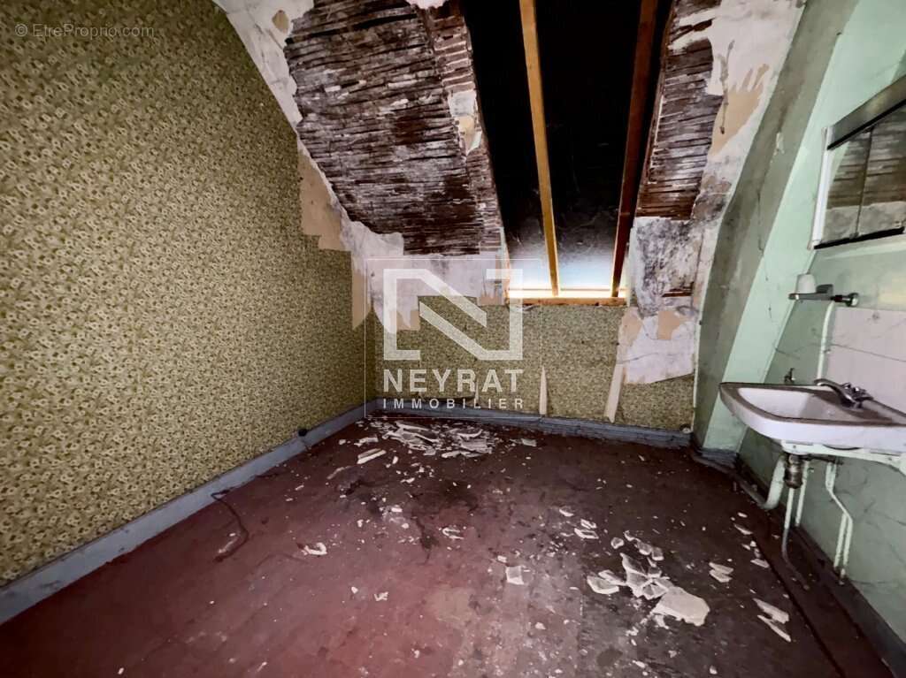 Appartement à ETANG-SUR-ARROUX